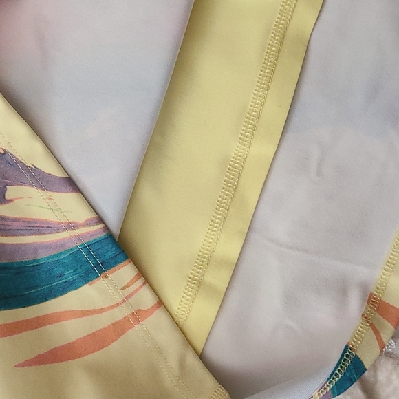 Nike XXL Dri-FIT Cropped Marbled Tank - Picture 7 of 10